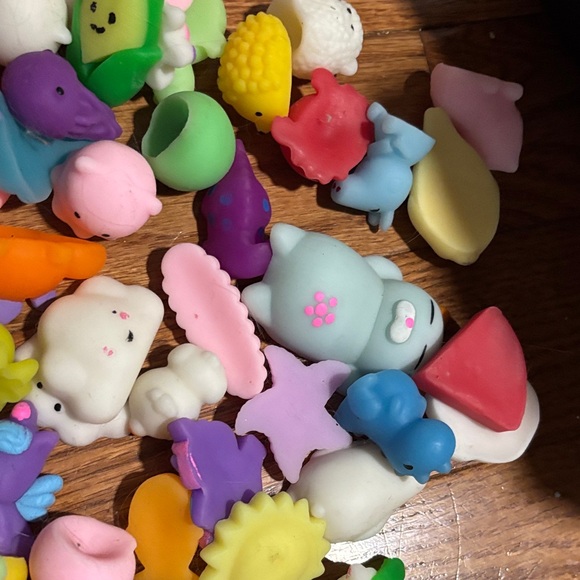 Colorful Squishy Toy Set - Picture 3 of 6